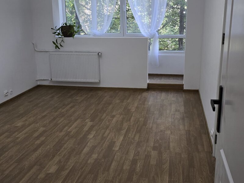 Drumul Taberei vis-a-vis Plaza Romania ap 2 camere.